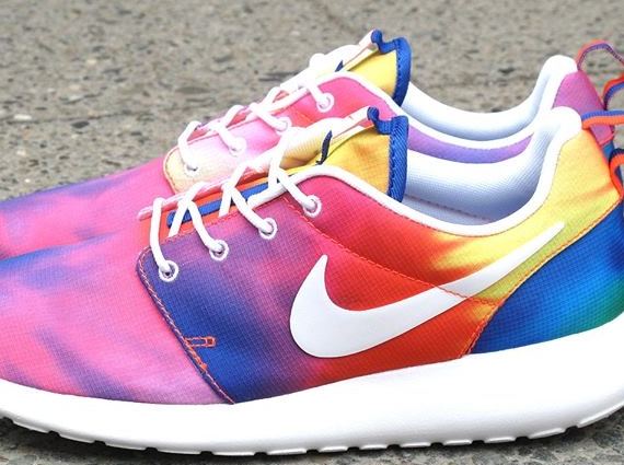 Nike Roshe Run Tie Dye