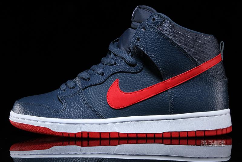 Nike SB Dunk High - Squadron Blue - University Red | Available 