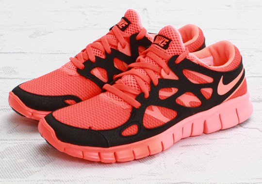 Nike WMNS Free Run+ 2 – Total Crimson – Bright Mango