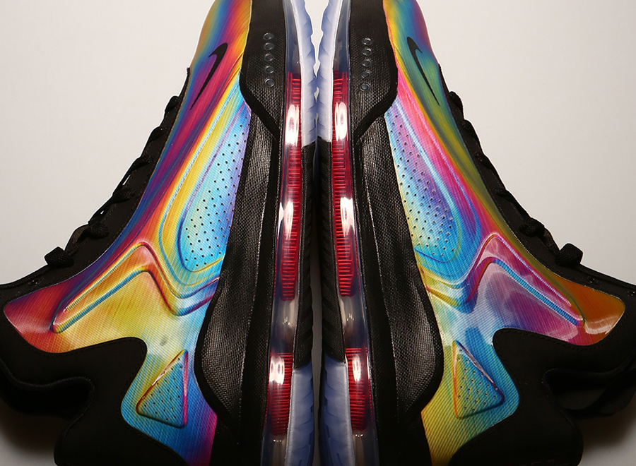 Nike Vis Zoom Hyperflight "Hologram"