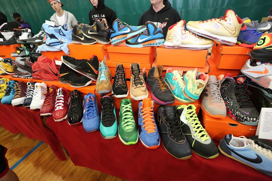 Sneakercon Chi May 13 14