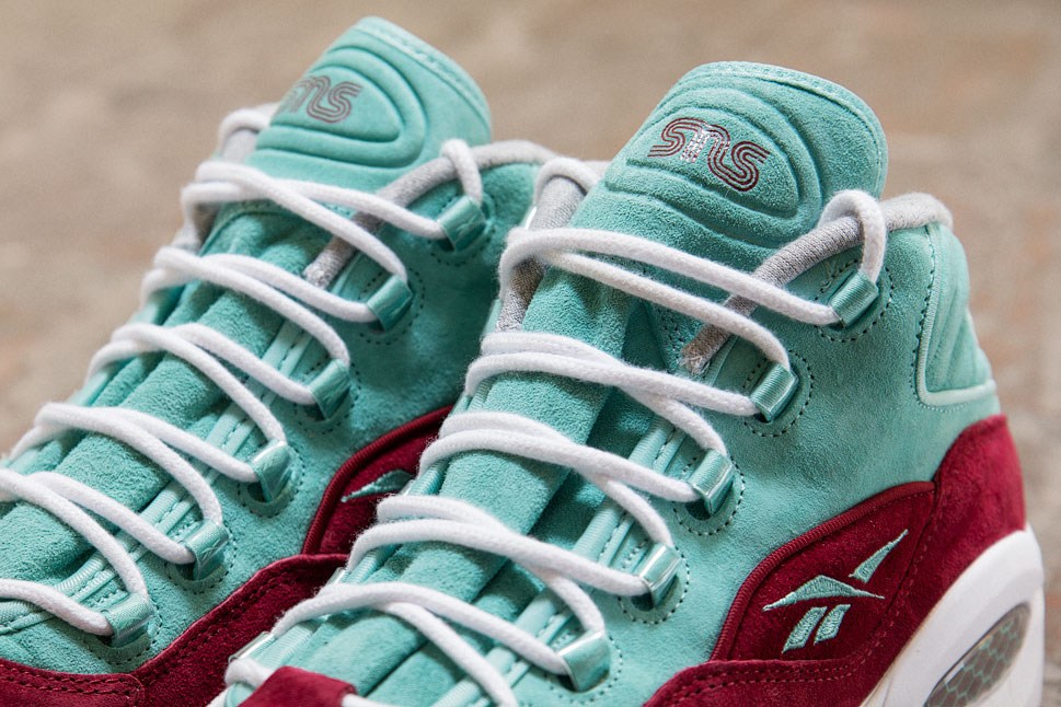 Sneakersnstuff Reebok Question Mid Red Aqua 4