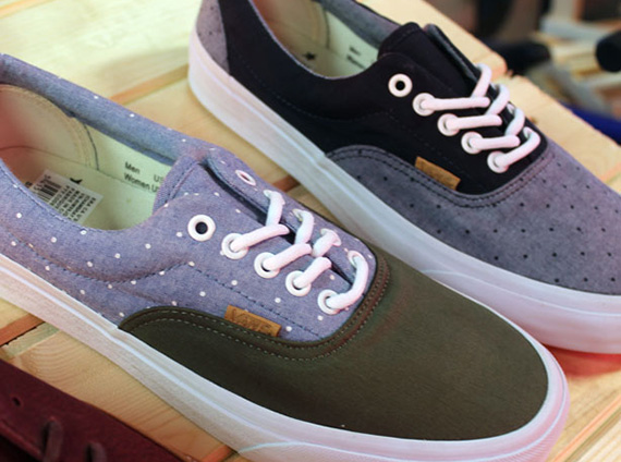 Vans chambray hot sale era shoes