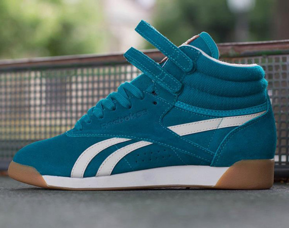 Reebok Freestyle Hi Suede – Teal – White – Gum