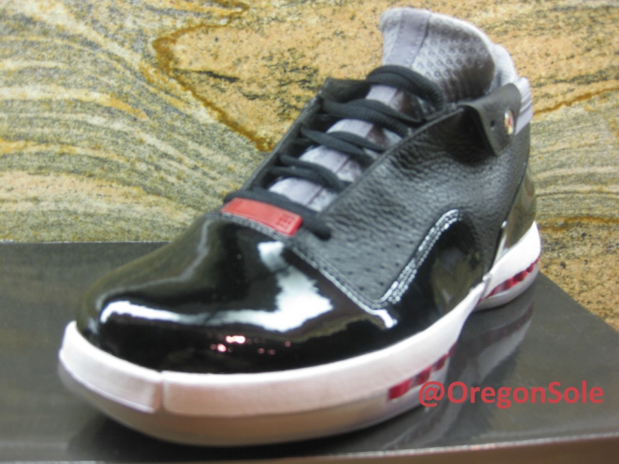 Air Jordan Xvi Low Black Gym Red Stealth Unreleased Sample 02