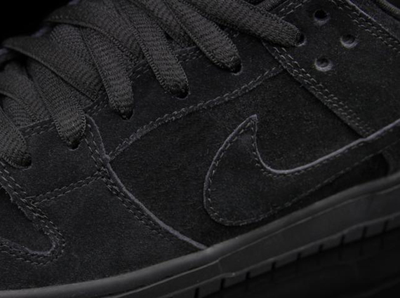 All Black Sb Dunks July 2013