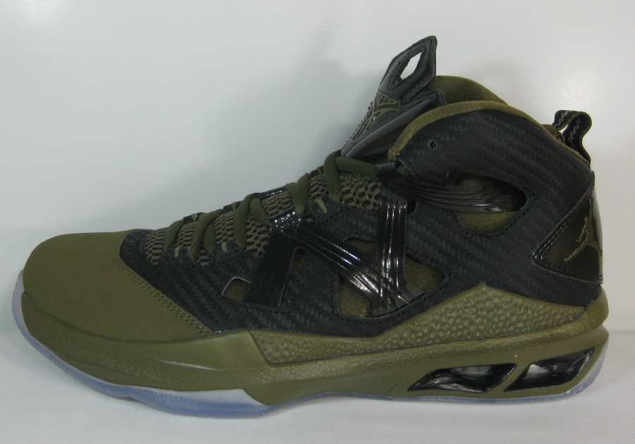 Jordan Melo M9 Black Squadron Green 06