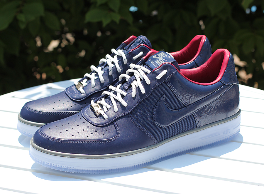 Nike Air Force 1 Downtown Midnight Navy Mercury Grey Red