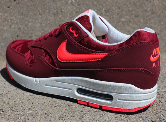 nike air max 1 jacquard red available 2