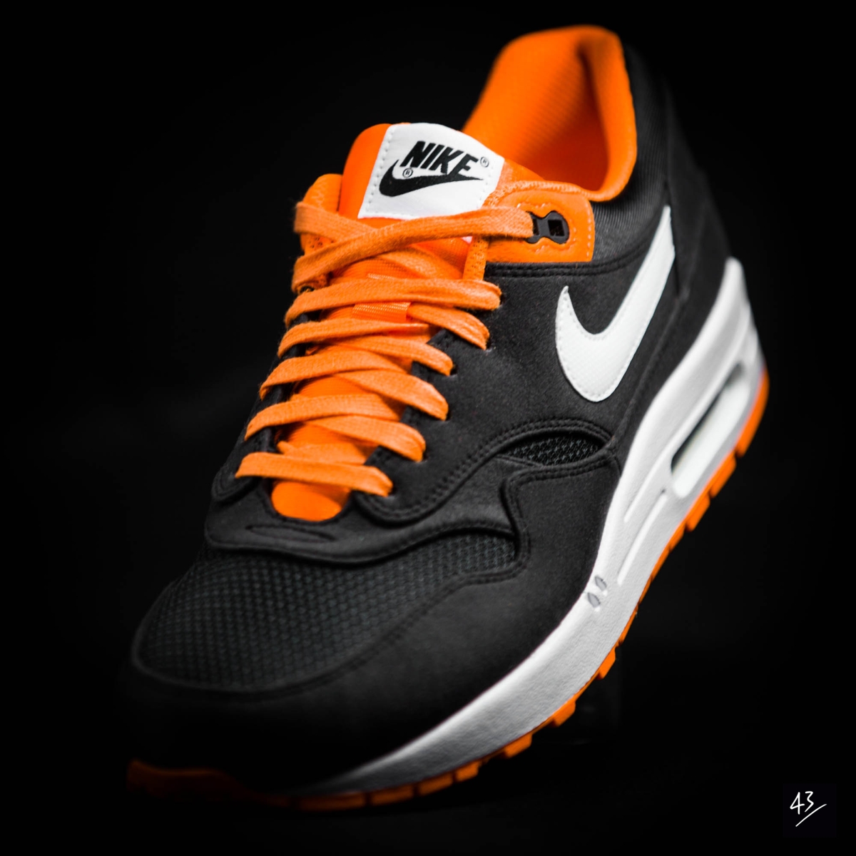 Nike Air Max 1 Venom 01