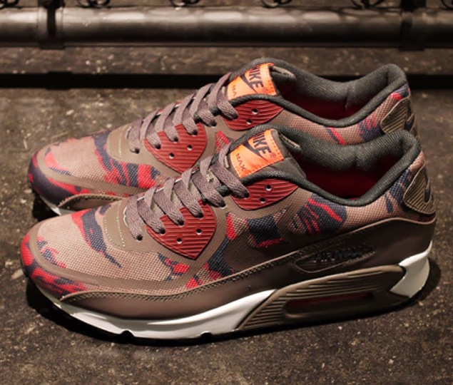 Nike Air Max 90 Premium Tape 05