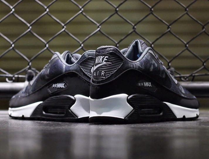 Nike Air Max 90 Premium Tape 15