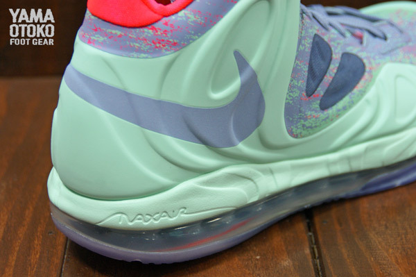 Nike Air Max Hyperposite Arctice Green 05