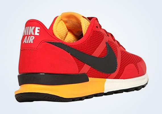 Irregularidades Escalera arrojar polvo en los ojos Nike Air Pegasus 83/80 - SneakerNews.com