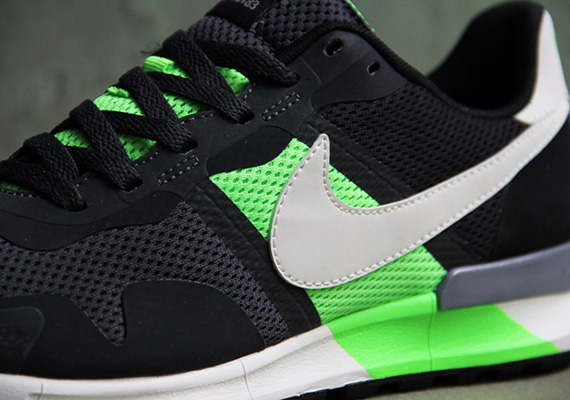 Nike Air Pegasus '83 Hybrid