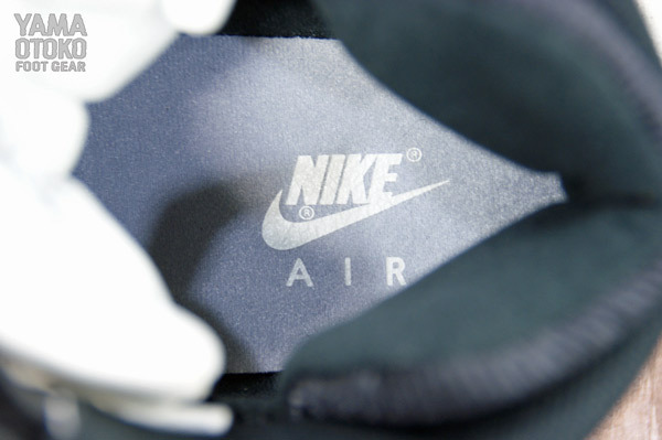 Nike Air Revolution Vntg Qs Sail Wolf Grey Black 02