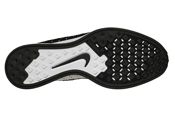 Nike Flyknit Racer Black White 4