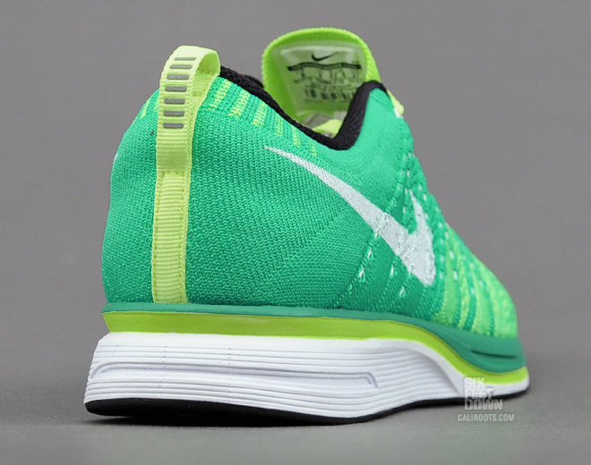 Nike Flyknit Trainer Volt Green White 02
