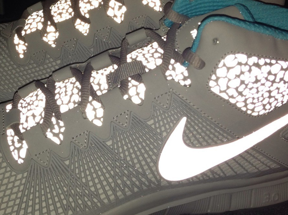 Nike Free Trainer 3.0 Mid Sample