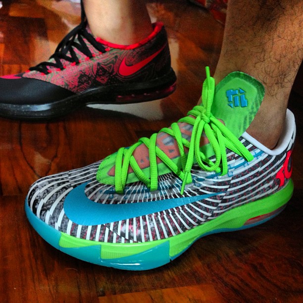 Nike Kd Vi Supreme 01