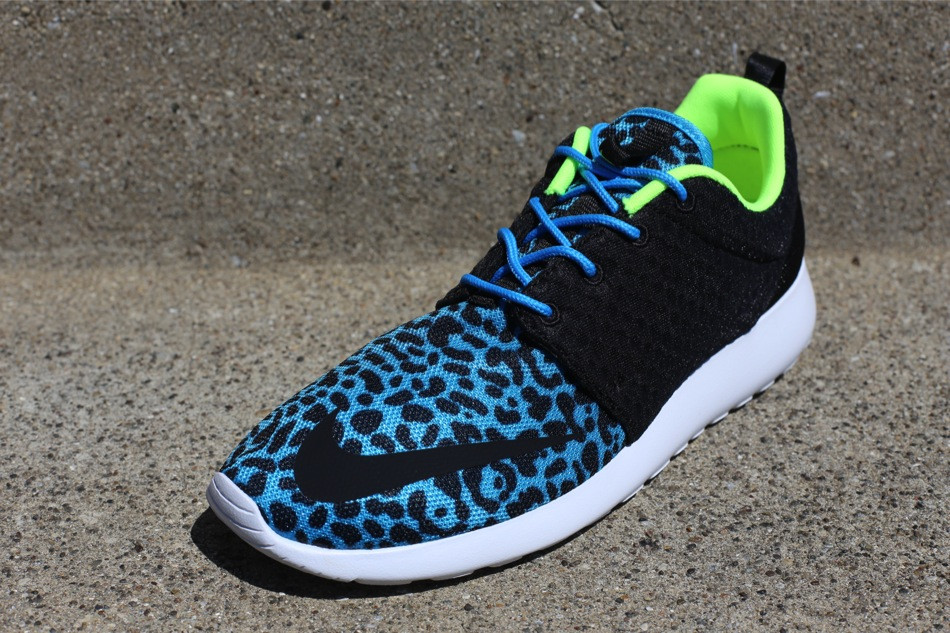 Nike Roshe Run Fb Blue Leopard Available 02