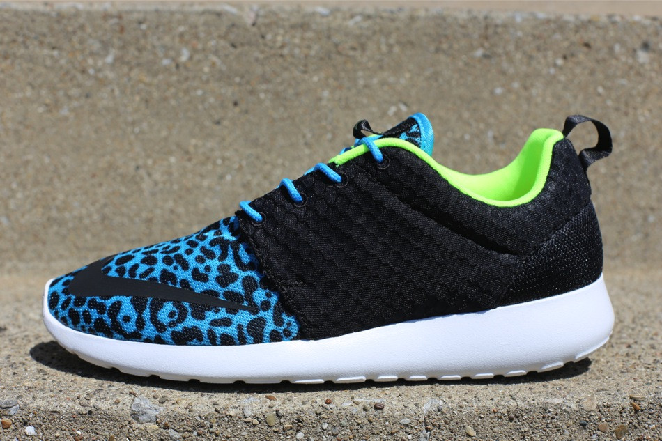 Nike Roshe Run Fb Blue Leopard Available 03