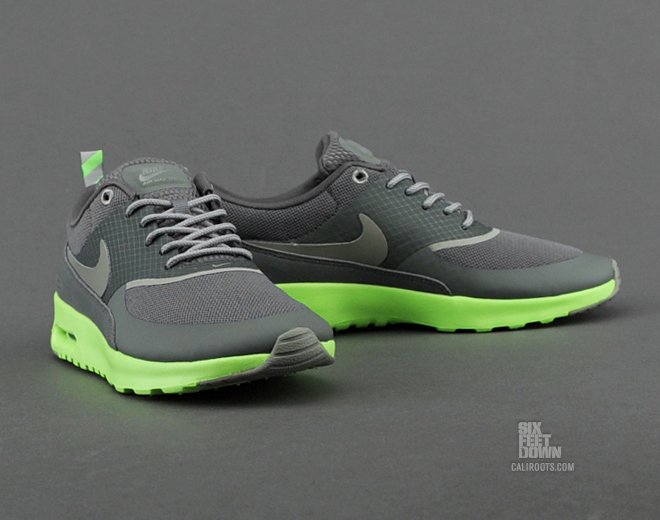 Nike Wmns Air Max Thea Mercury Grey Mine Grey Flash Lime 1