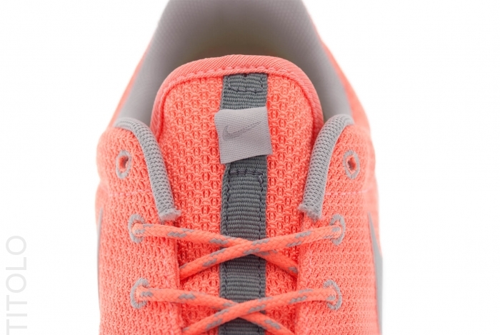 Nike Wmns Roshe Run Atomic Pink Silver 03