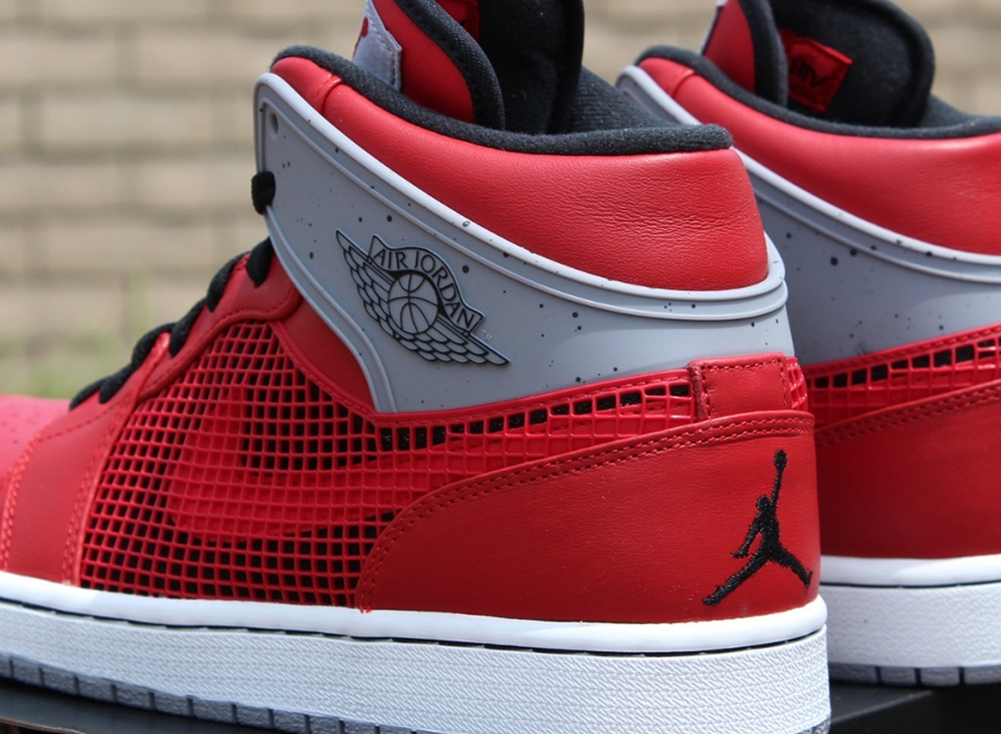 Air Jordan 1 '89 "Toro" - Release Date