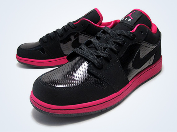 Air Jordan 1 Low GS - Black - Voltage Cherry