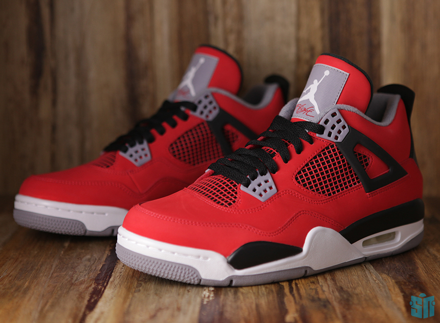 jordan 4 toro red