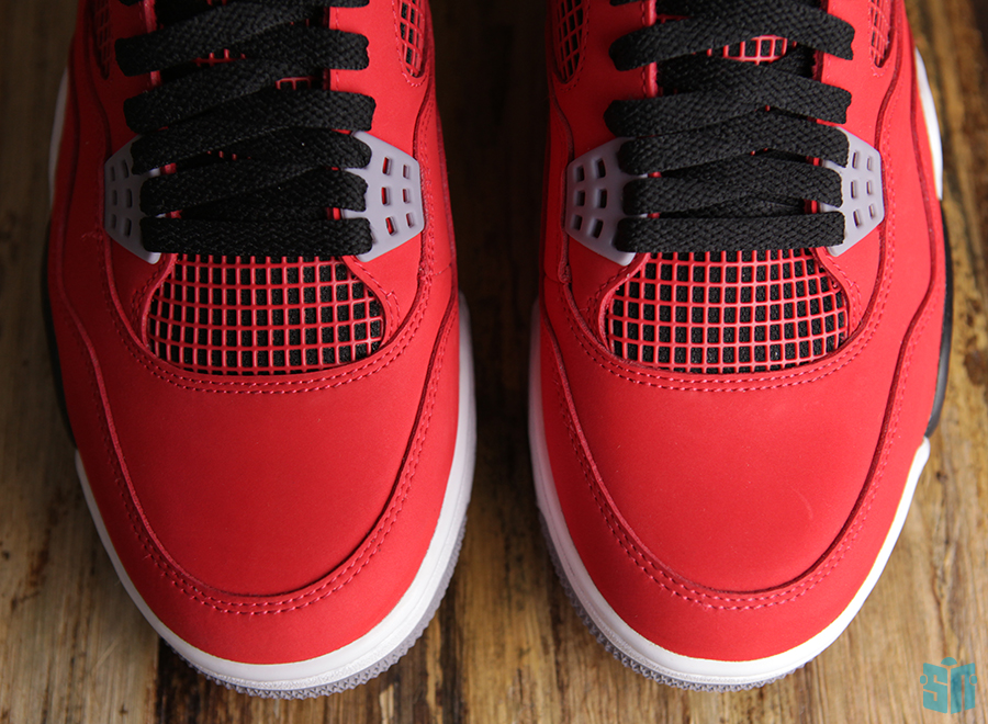 Air Jordan Iv Toro Beauty Shots 4