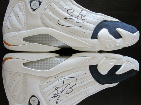 Air Jordan XIV - Eddie Jones Memphis Grizzlies Autographed PE