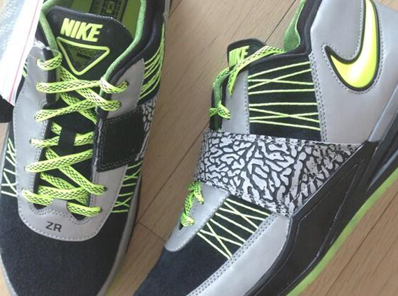 DJ Clark Kent x Nike Zoom Revis “112”