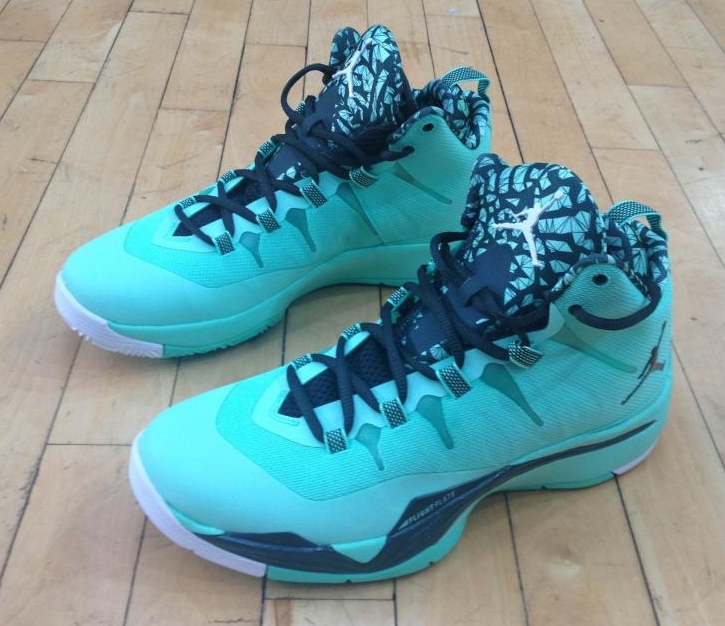 Jordan Super Fly 2 Green Glow Black 07