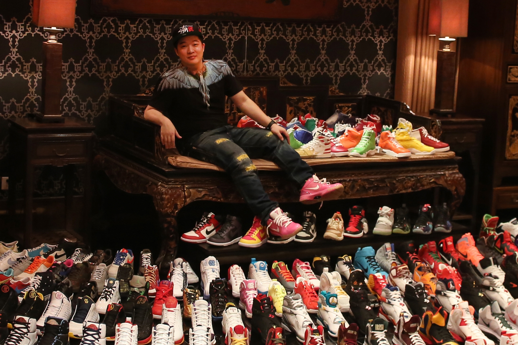 Massive Air Jordan Collection by Evian Chow Featured in FRANK Chapter 52