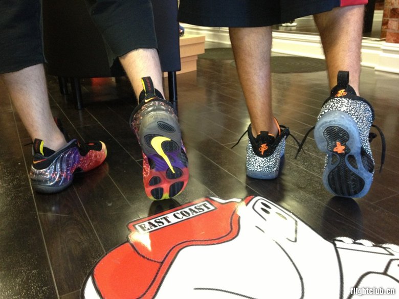 Nike Air Foamposite Asteroid Safari On Feet 01