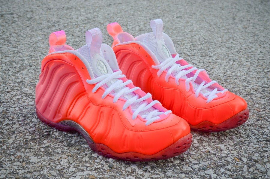 foamposite glow