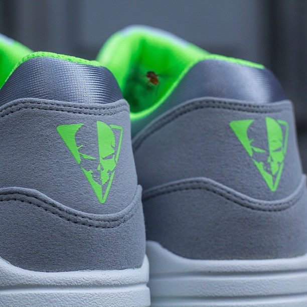 Nike Air Max 1 Premium Wolf Grey White Flash Lime 4