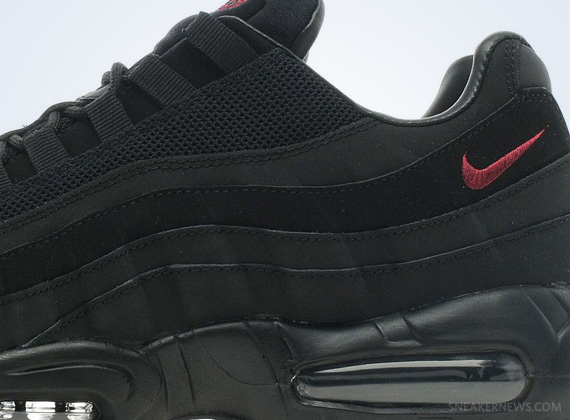 Nike Air Max 95 - Black - Team Red 