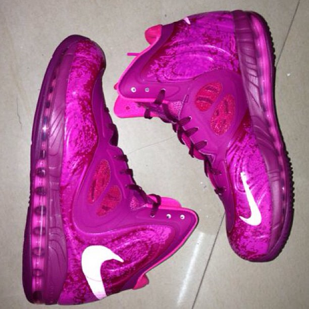 Nike Air Max Hyperposite Pink 01