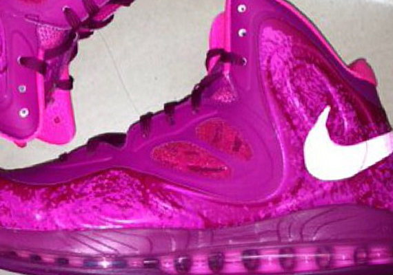 Nike Air Max Hyperposite Pink