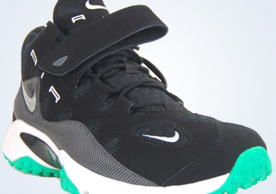 Nike Air Turf Raider  – Black – Grey – Green
