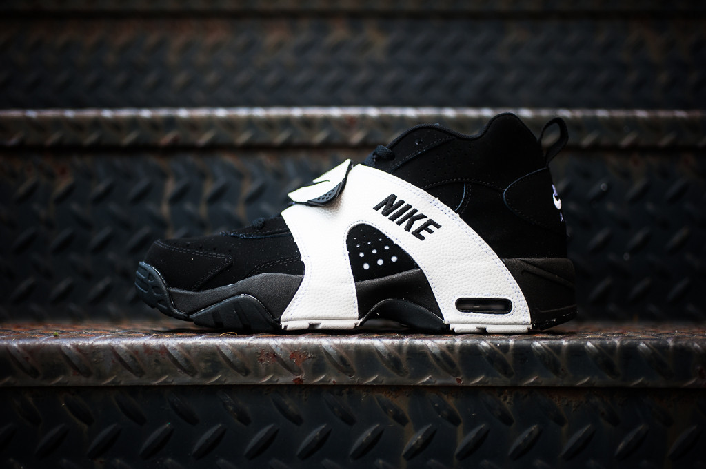 Nike Air Veer Black White 05