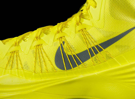 Nike Hyperdunk 2013 "Sonic Yellow"