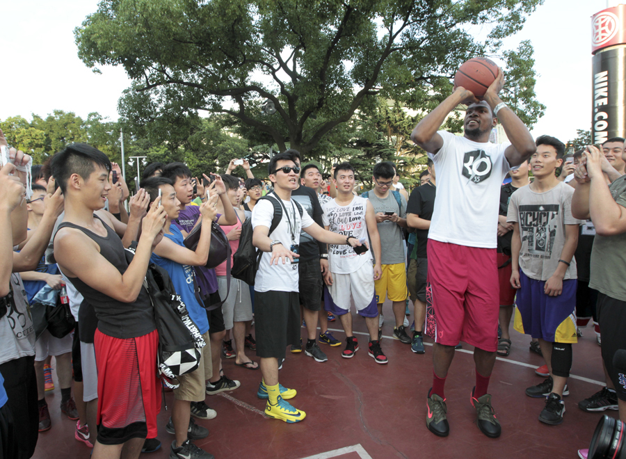 Kevin Durant and Nike Basketball Summer Nights Recap