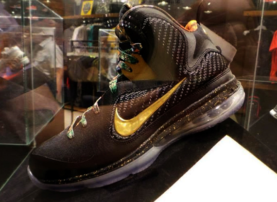 Nike Lebron Witness History Exhibit 11