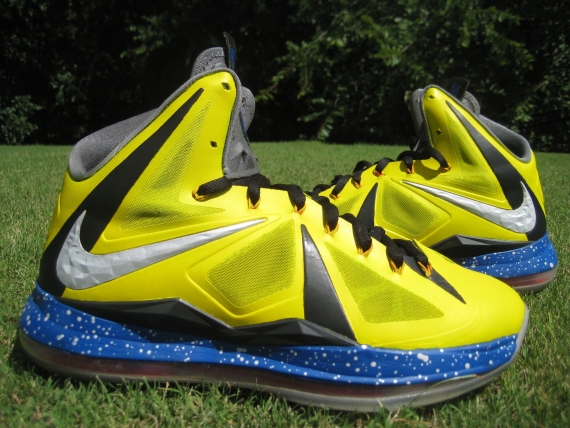 Nike Lebron X Wolverin Customs 01