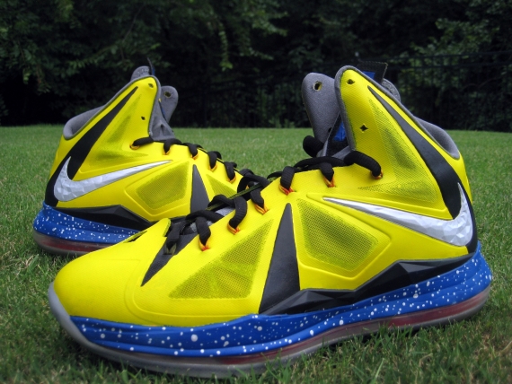Nike Lebron X Wolverin Customs 03