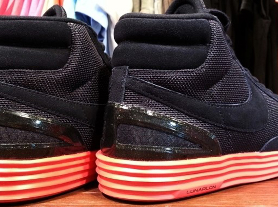 Nike Lunar Blazer – Black – Bright Red